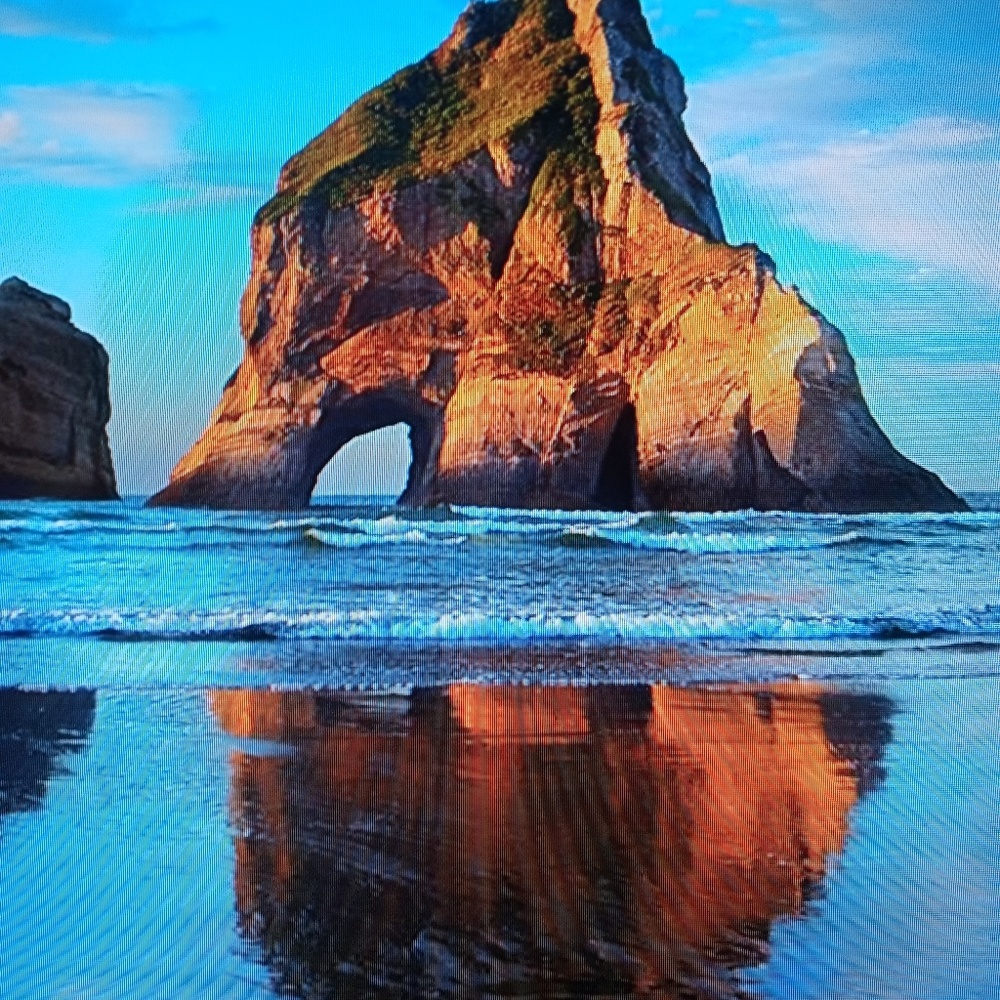 Meet your Posher, Lewis